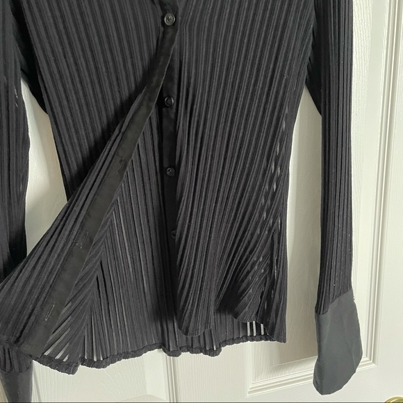Ribbed Y2K Black Button Up - Picture 3 of 11